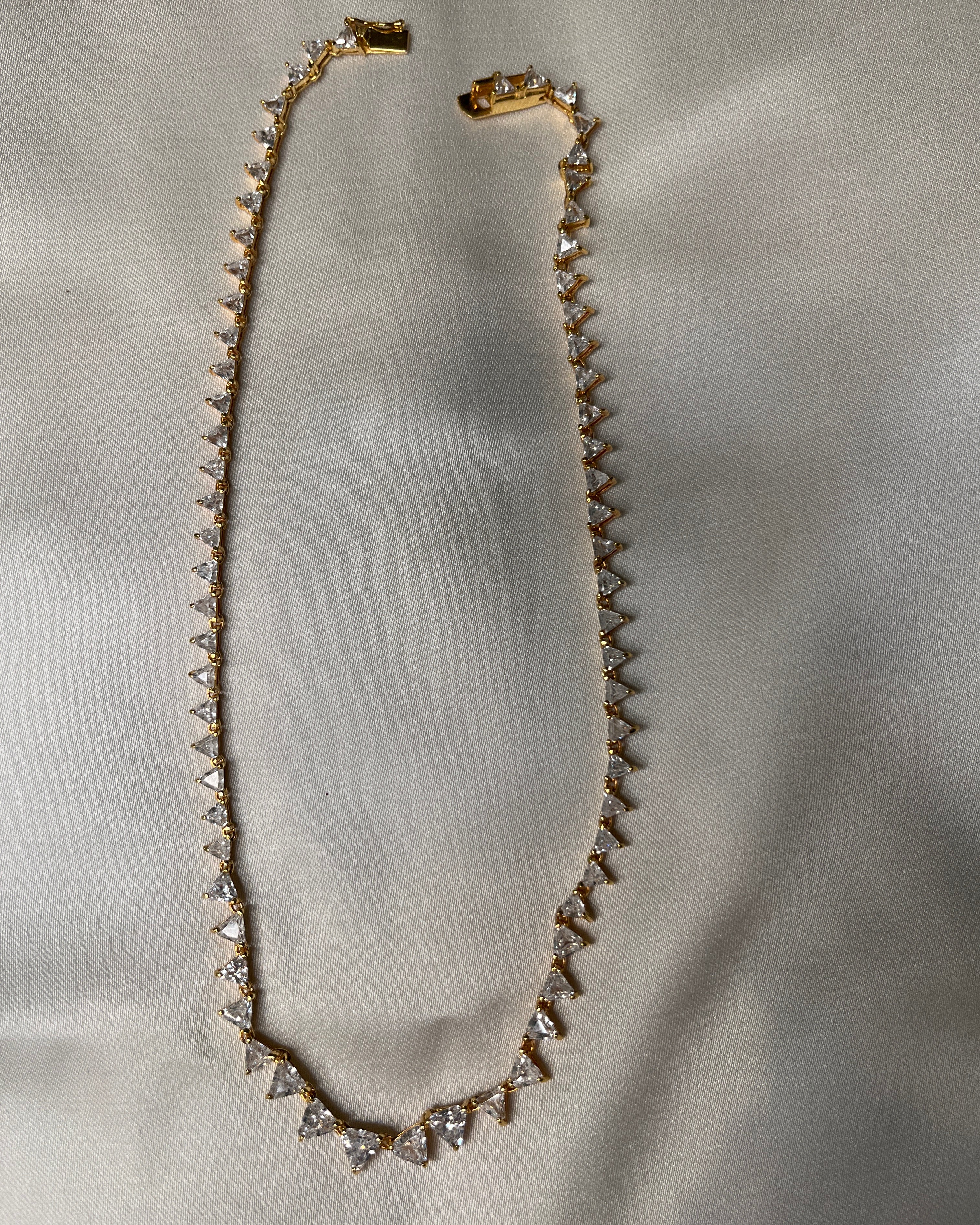 Diamond Diamond Necklace