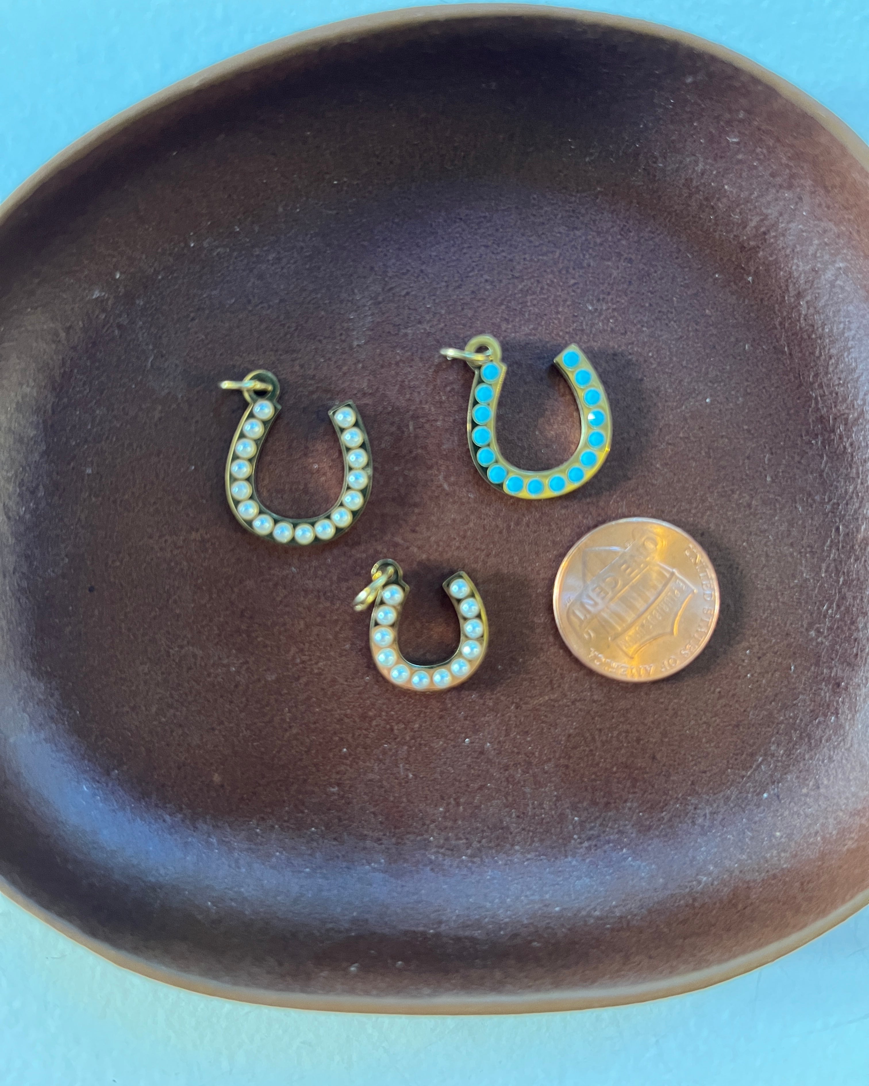 Turquoise Horse Shoe Pendant