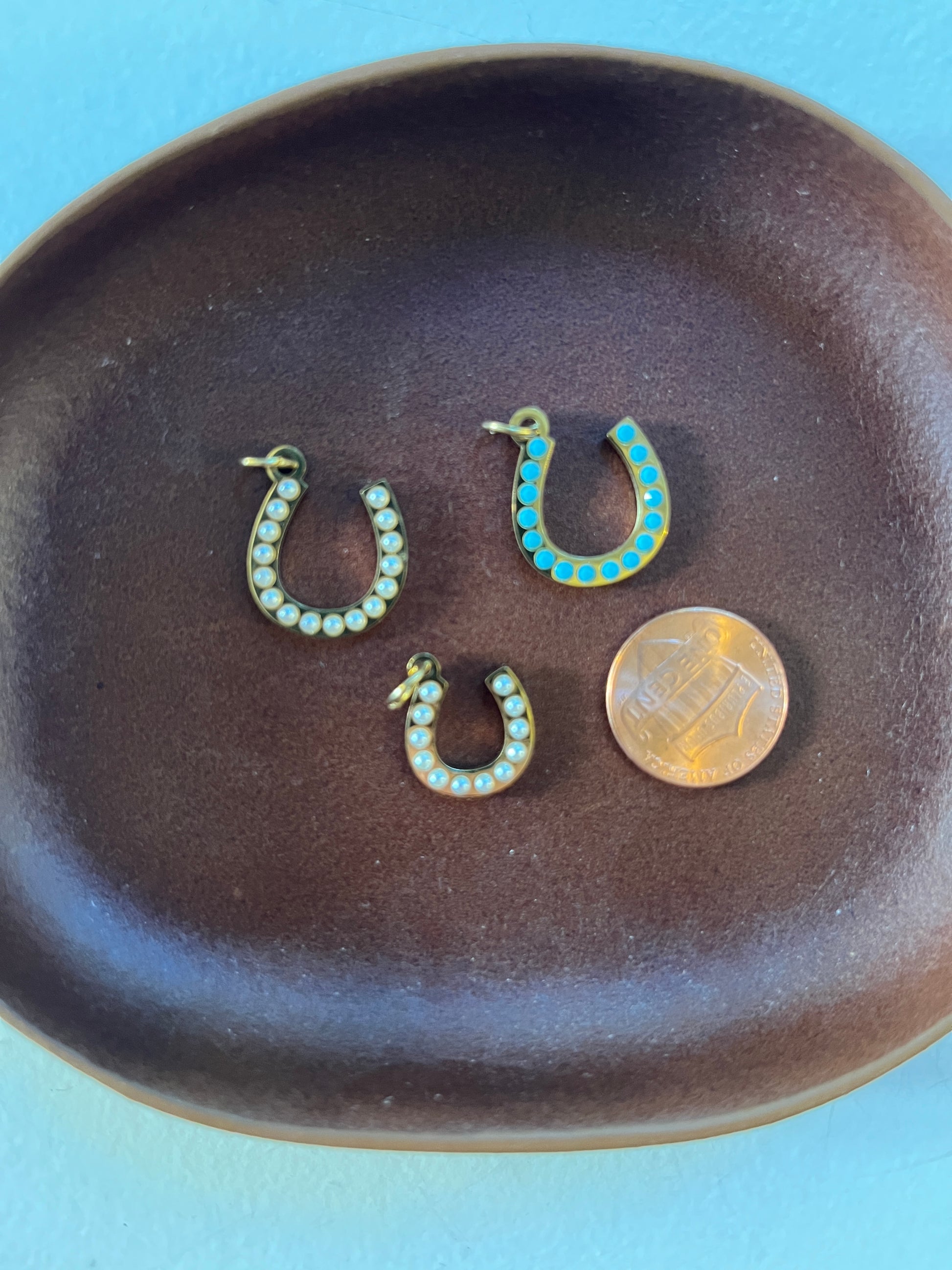 Turquoise Horse Shoe Pendant