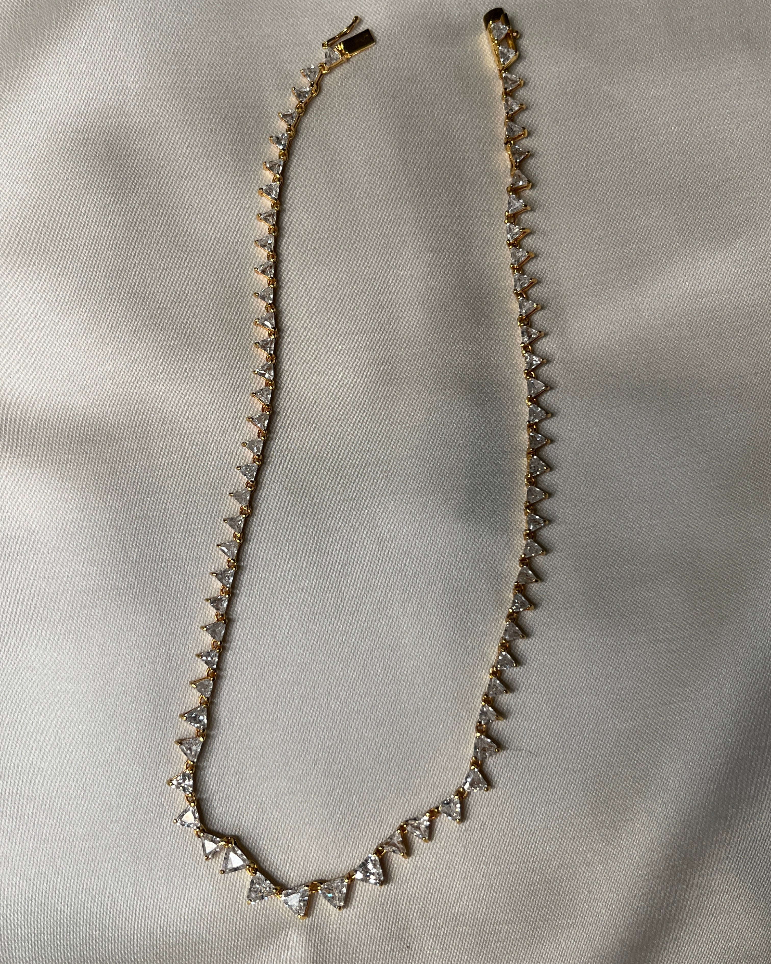 Diamond Diamond Necklace