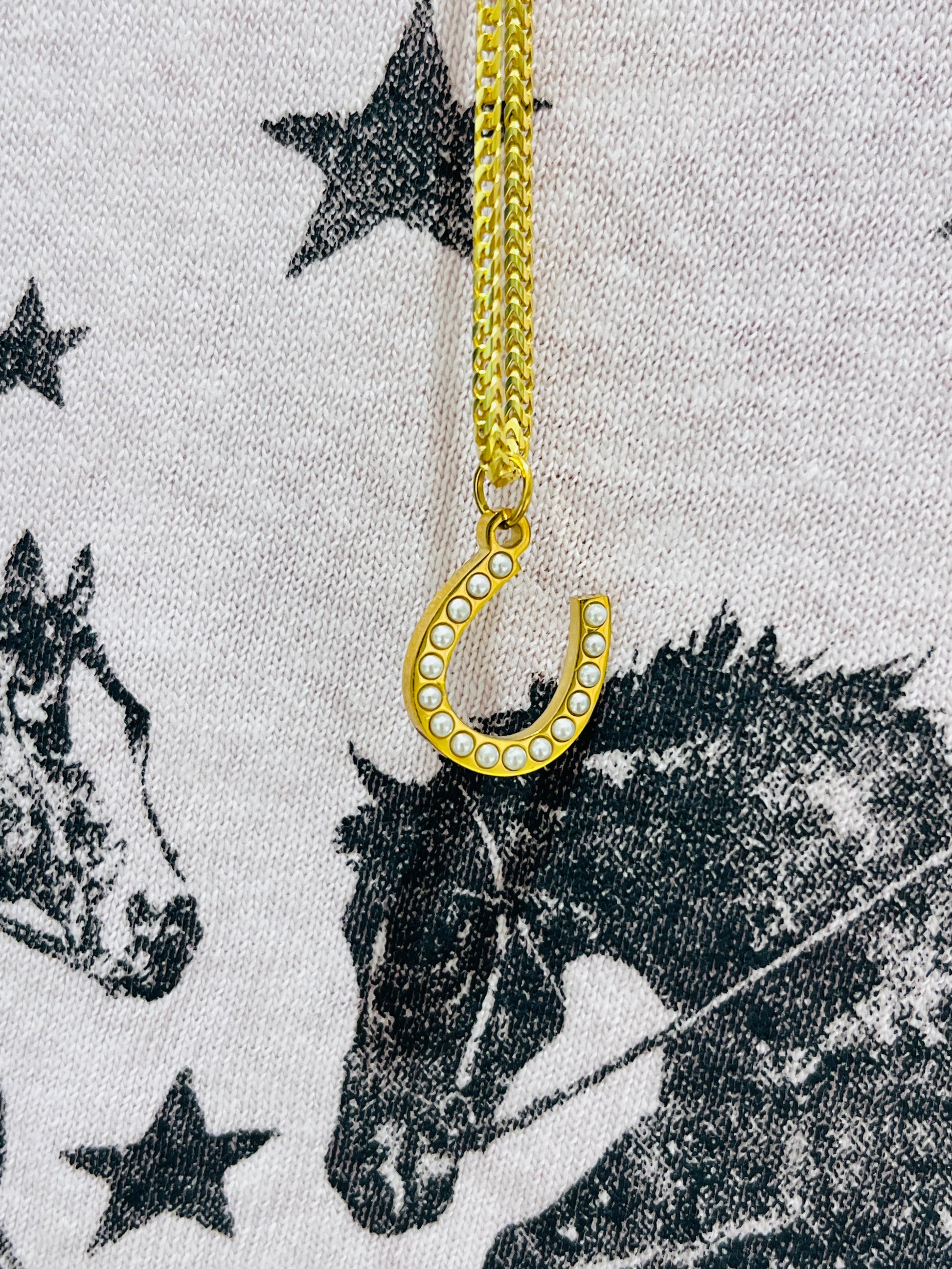 Pearly Horseshoe