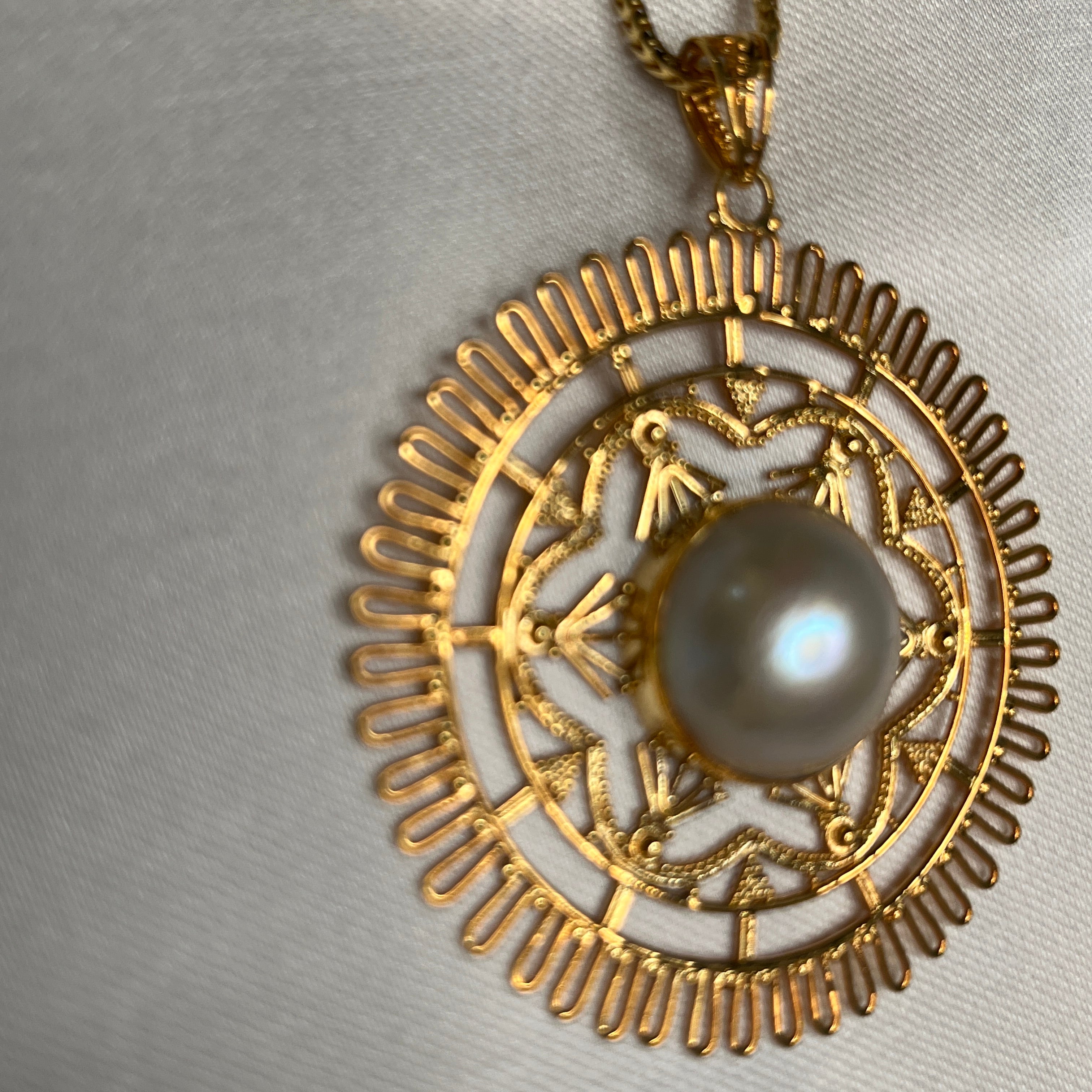 Dome Pearl Pendant
