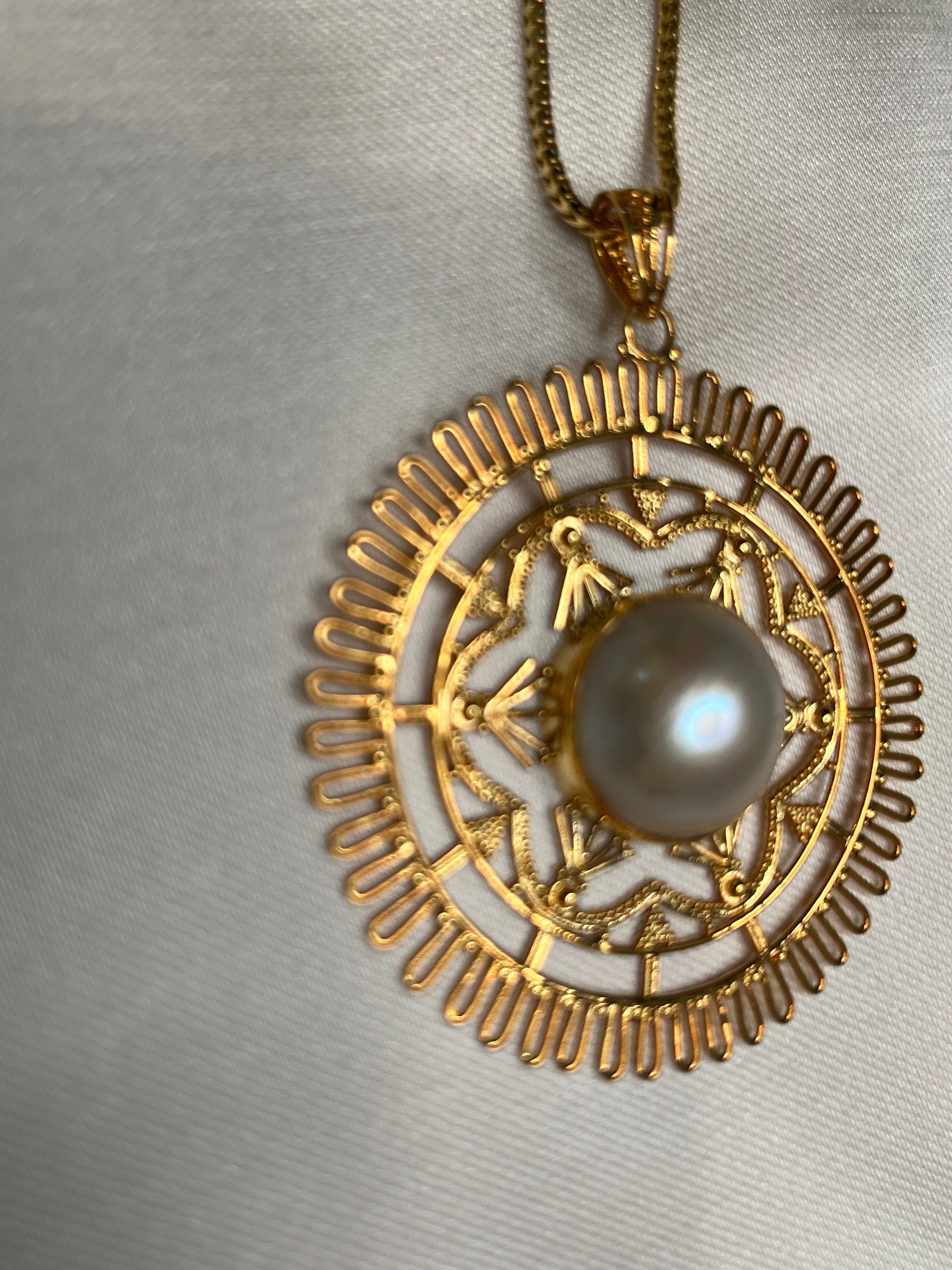 Dome Pearl Pendant