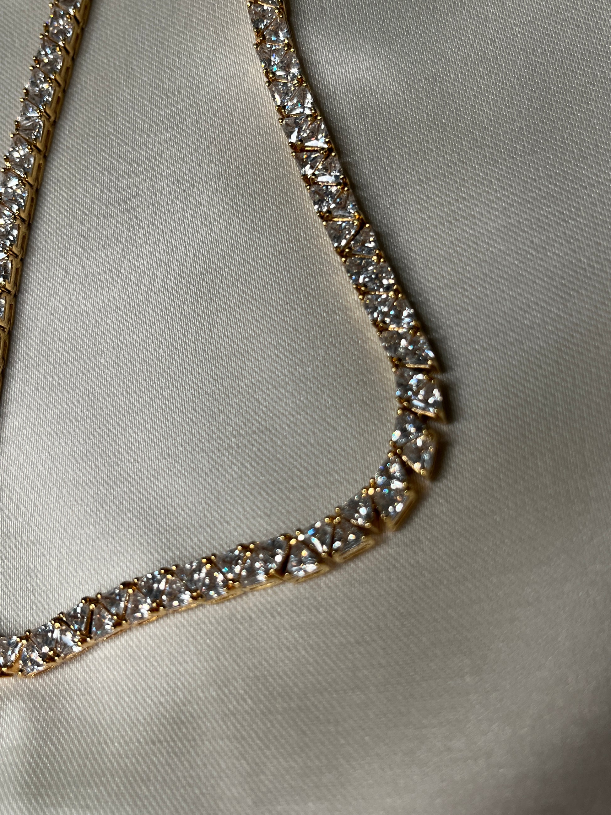 Sparkly Diamond Diamonds Necklace