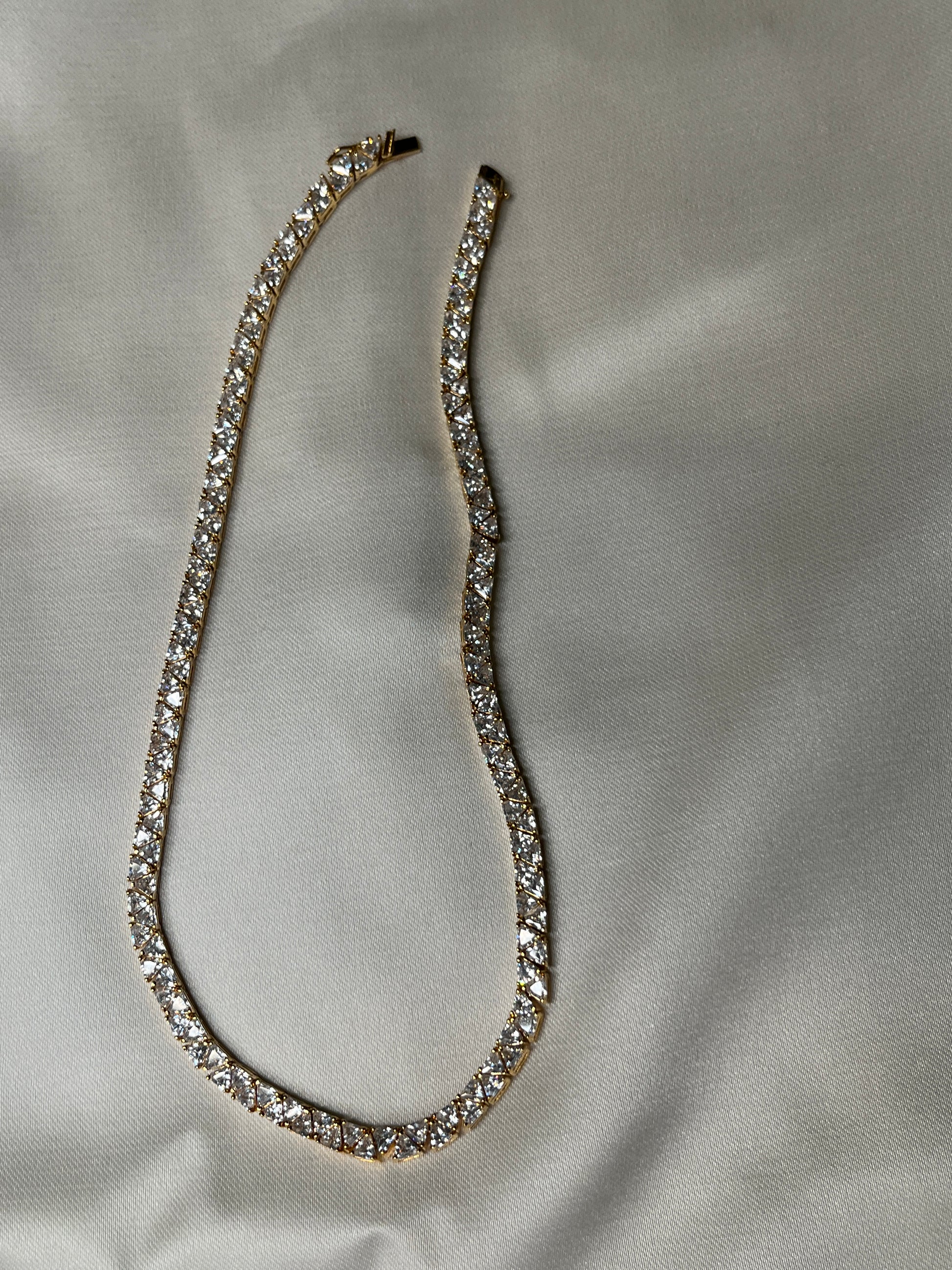 Sparkly Diamond Diamonds Necklace